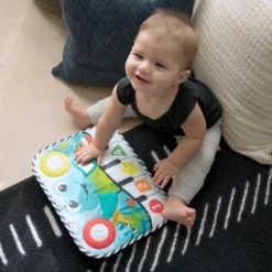 Baby Einstein Ocean Explorers Neptune’s Kick & Explore Musical Kick Pad And Crib Toy -Children's Toys GUEST 47eedb83 03f9 48a6 91ac 68981bcbc92f